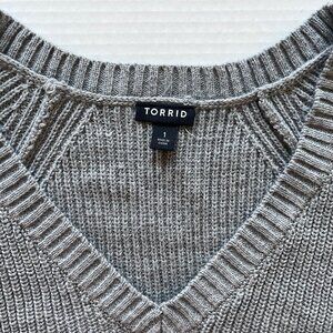 Torrid Sweater V-neck Raglan Sleeve Ribbed